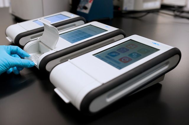 Endosafe® nexgen-PTS™ rapid bacterial endotoxin testing system, a BET test instrument using Limulus amoebocyte lysate (LAL)